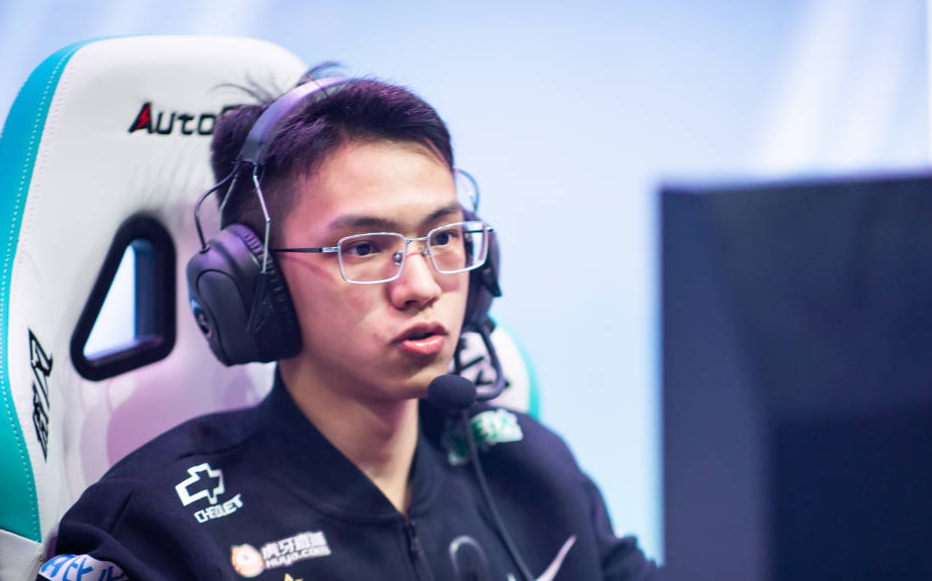 中日韩围棋精英邀请赛精彩开战 中国棋手勇夺八强席位