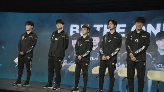 LPL战队实力提升 左手信心满满看好夺冠前景